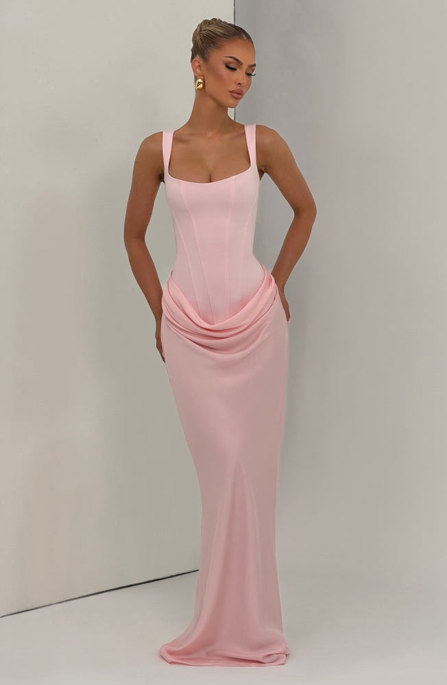Cornelia Maxi in Baby Pink