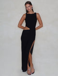 Caspian Maxi in Black