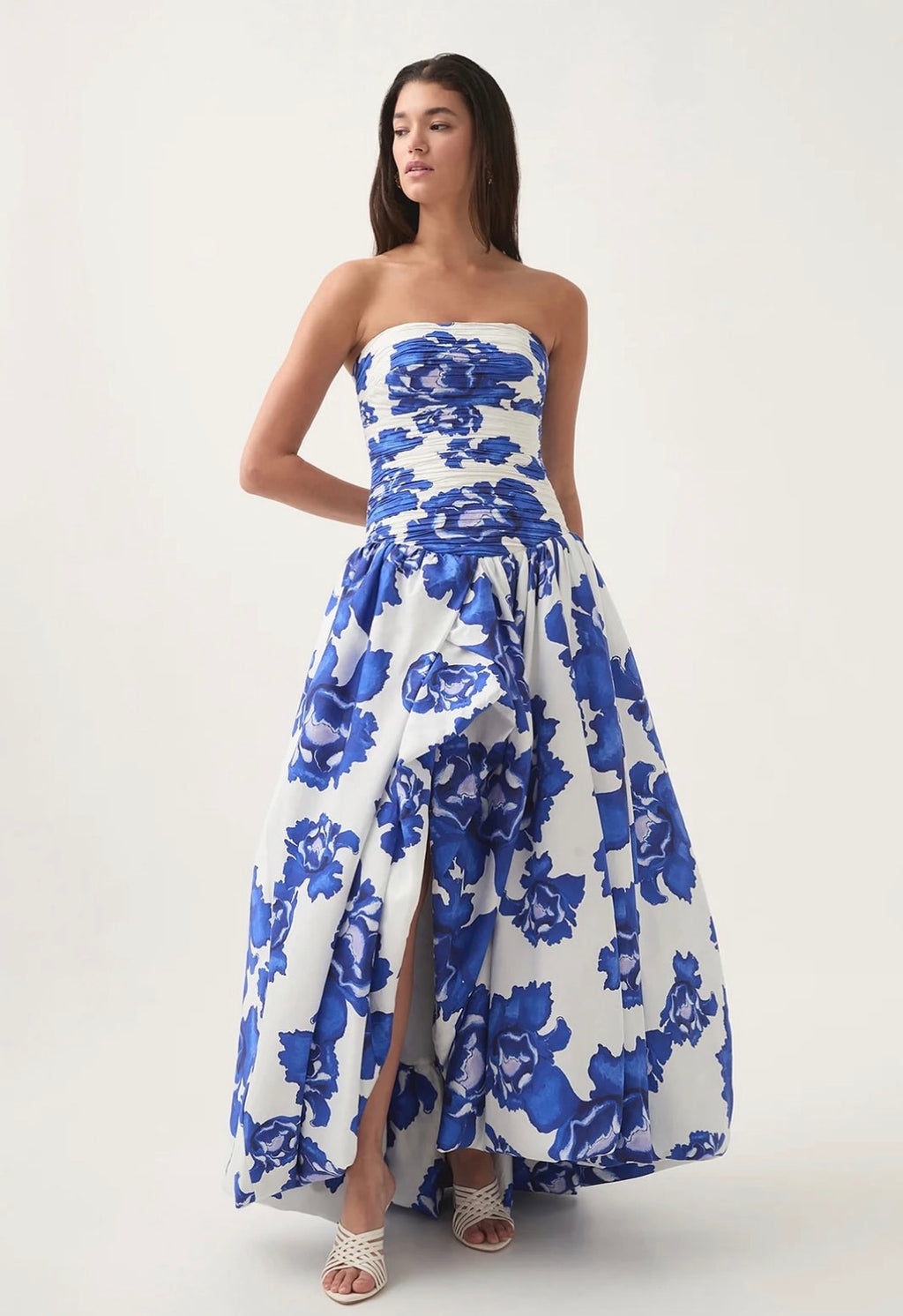 AJE Behold Maxi in Cobalt
