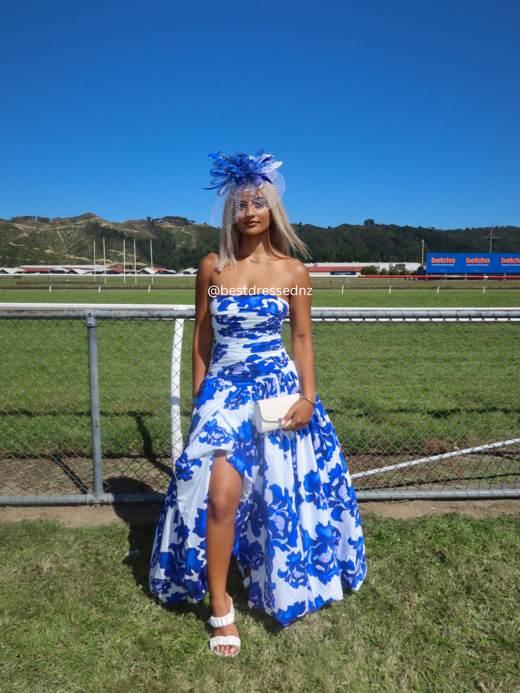 AJE Behold Maxi in Cobalt